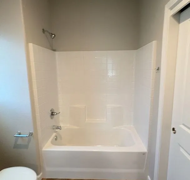 510 S Summit St #101-103 — Photo 17