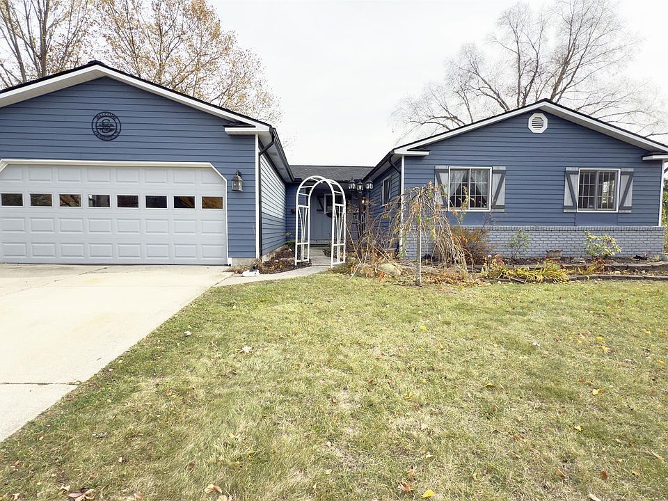 1st image of 432 Mansfield Dr