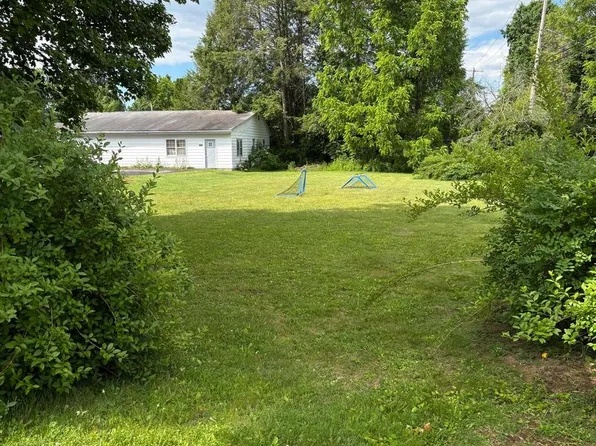 122 & 124 S Osmond St, State College, PA 16801