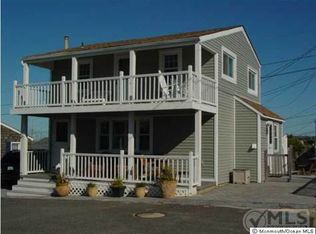 10 Malibu Rd, Lavallette, NJ 08735