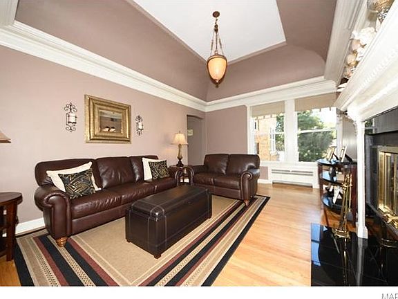 3rd image of 7536 York Dr APT 3C