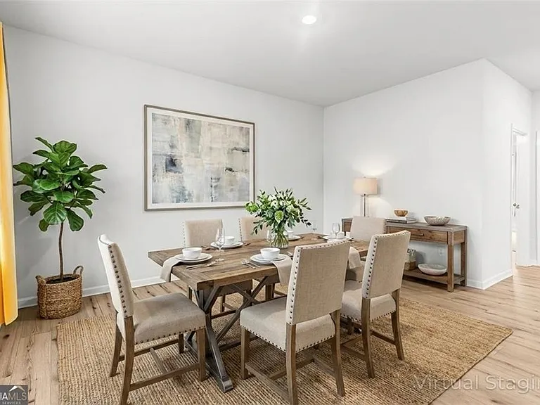 328 Orchid Dr — Photo 3