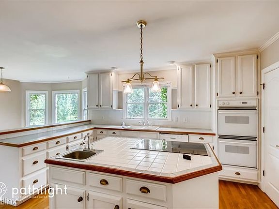 4th image of 3757 Malachi Way