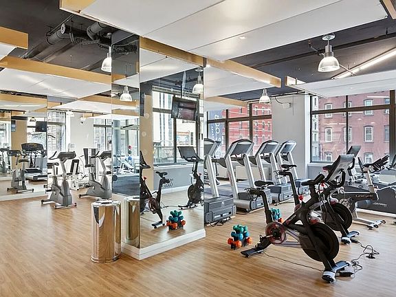 5th image of 800 Avenue Of The Americas APT 31G