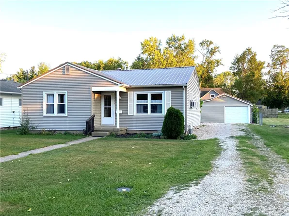 316 Elm St, Paris, IL 61944