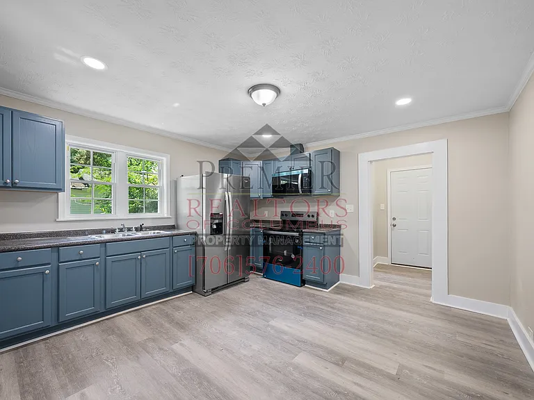 821 13th Ct — Photo 8
