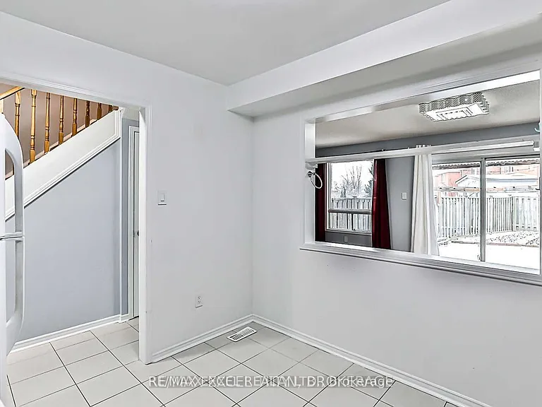 75 Hendon Rd — Photo 14