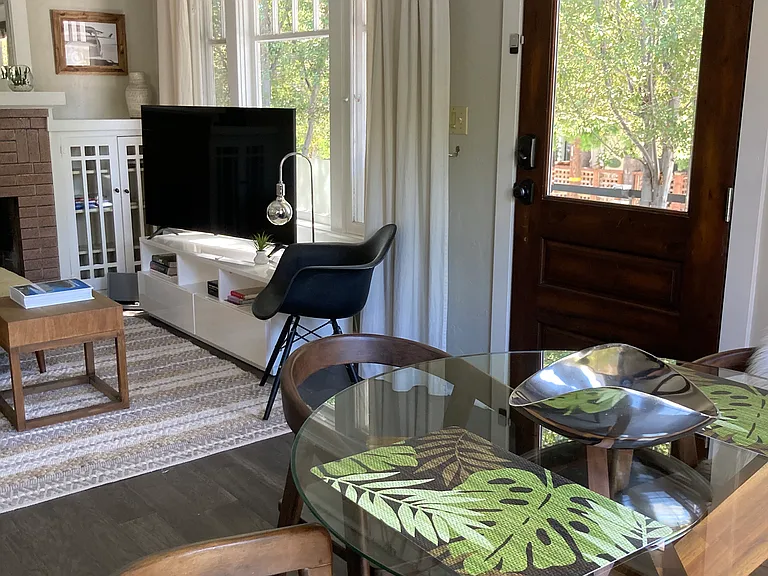 3720 Crestwood Pl — Photo 3