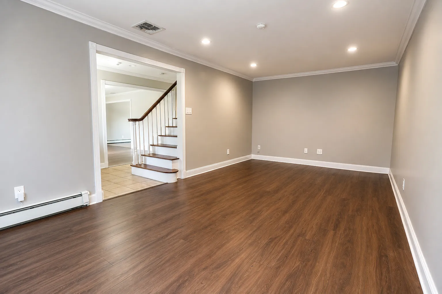 Segatogue Ln, South Setauket — Photo 4
