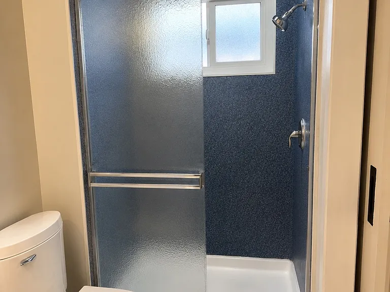 6378 N Poplar Ave — Photo 18
