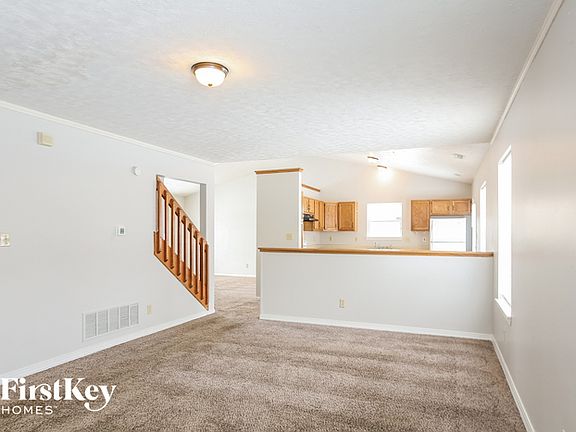 3rd image of 6381 Hazelhatch Dr