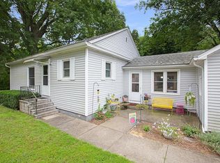 26738 Roseland Rd, Elkhart, IN 46514