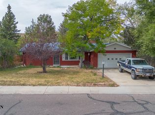160 Valley Dr, Casper, WY 82604