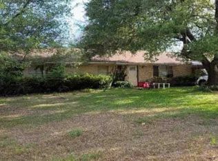 700 Walnut St, Omaha, TX 75571