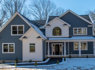 146 Westhills Dr, Stroudsburg, PA 18360