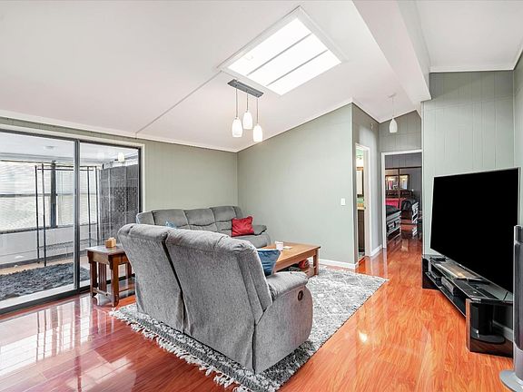 4th image of 396 Chateau La Salle Dr #396