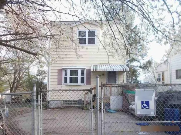 1109 Flora St, Pittsburgh, PA 15212