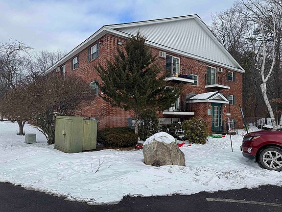 2nd image of 185 Loudon Road #8
