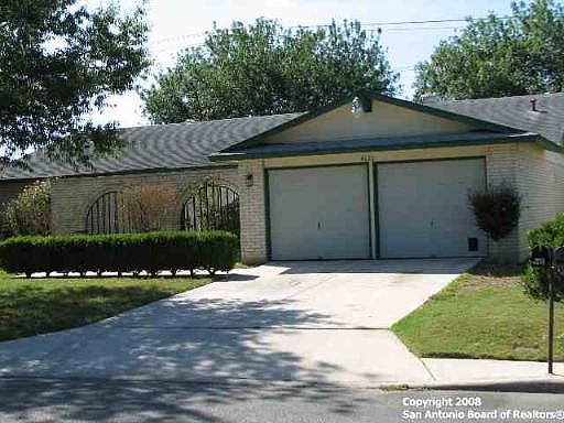 1st image of 4622 Wetz Dr