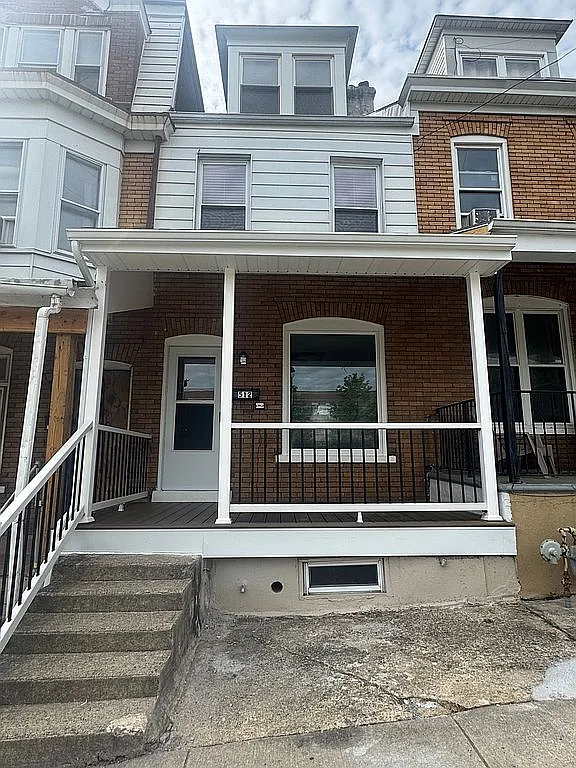 512 W Wyoming St photo 1