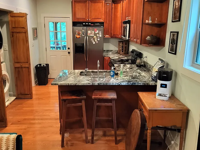 361 Ivy Pl — Photo 4