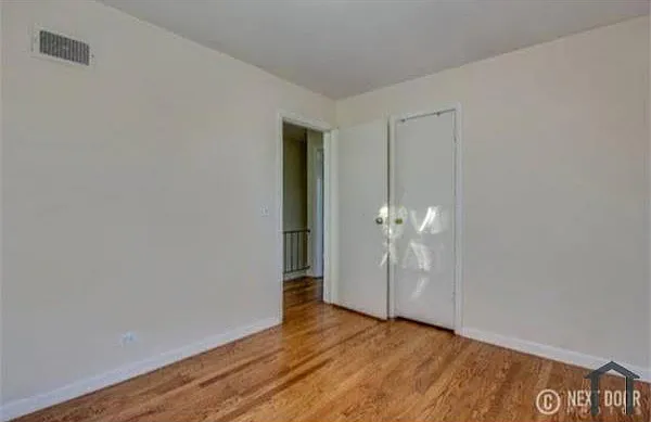 850 Center St — Photo 9