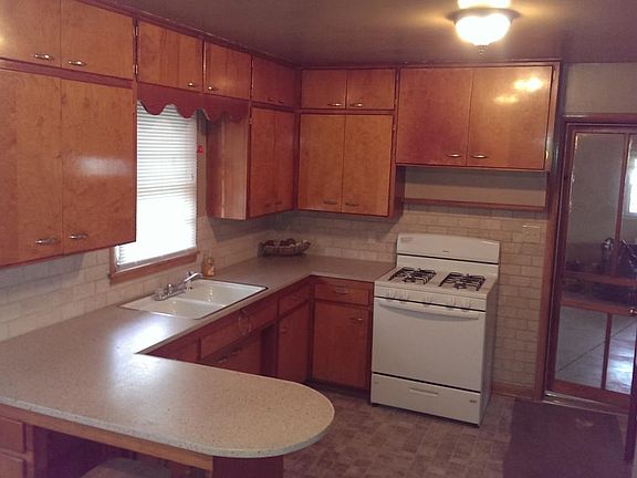 Kitchen -upstairs.