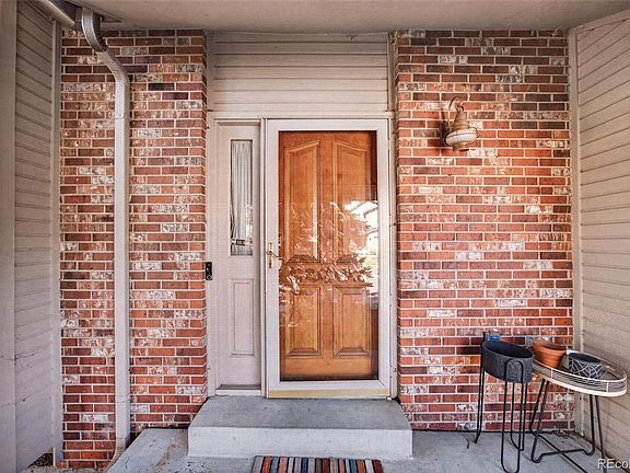 3rd image of 9222 Crestmore Way