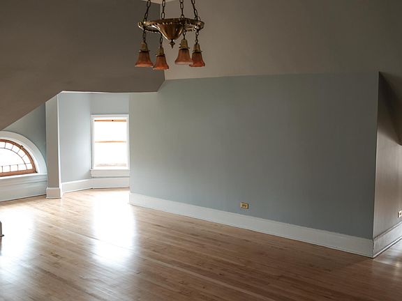 5th image of 1652 N Humboldt Blvd Floor 3