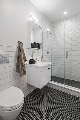 Rented by REAL New York | media 23