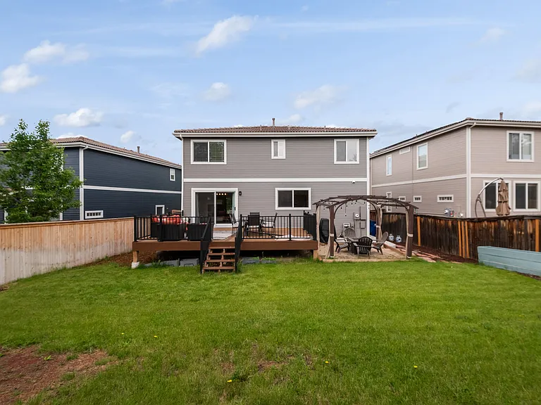 4779 Waldenwood Dr — Photo 30
