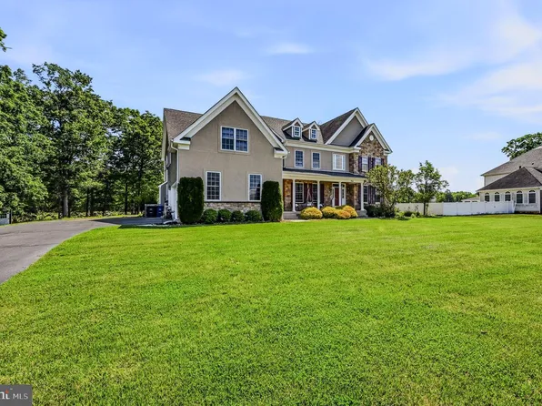 704 Rachel Dr, Franklinville, NJ 08322