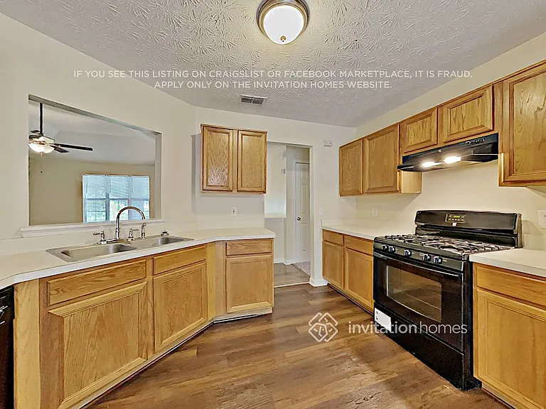 275 Promenade Way SW — Photo 9