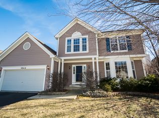 1044 Red Clover Dr, Aurora, IL 60504