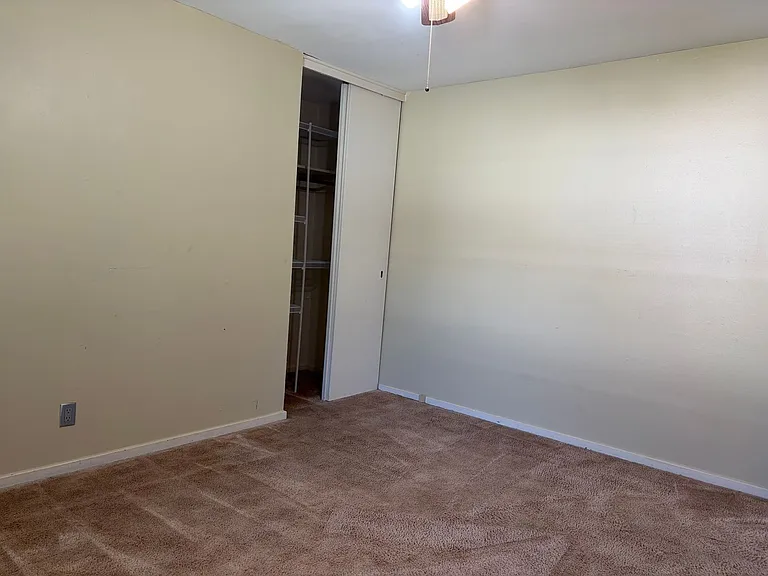 1022 McGregor St — Photo 8