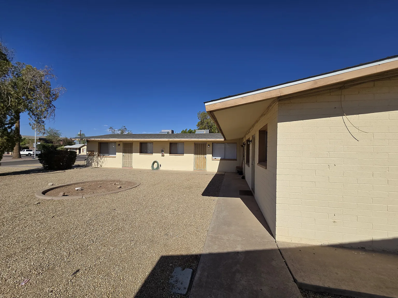 1 bed, 700 sqft, $1,100 — Photo 3