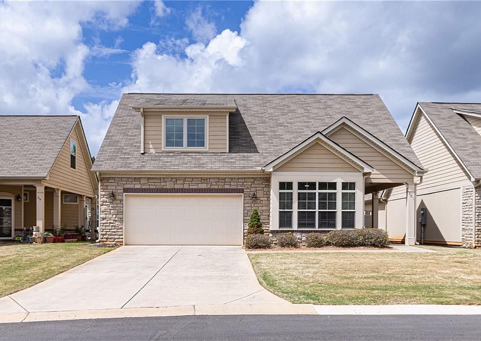 1st image of 101 Saxton Ln