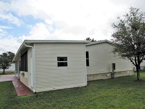 5th image of 3742 Coconut Palm Cir #933