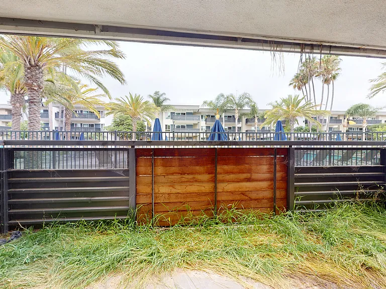 Eight 80 Newport Beach — Photo 223