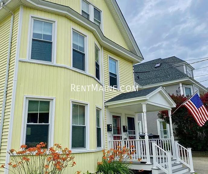 94 Otis St — Photo 1