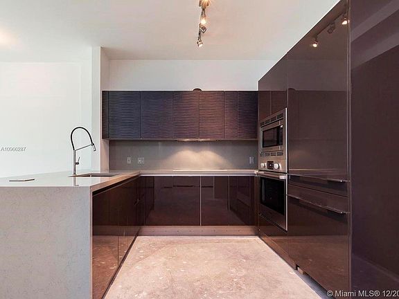 4th image of 1080 Brickell Ave Unit 2503