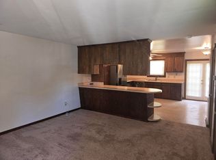 6995 Fields Landing Rd, Hayes, VA 23072