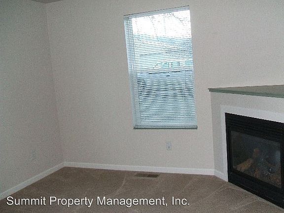 2nd image of 110 N Grant St APT D