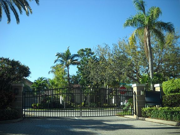 3rd image of 18251 NW 16th St