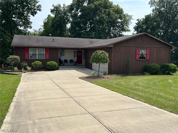 118 Manchester Dr, Marietta, OH 45750