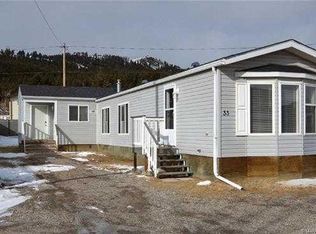 6101 S 20th Ave #33, Crowsnest Pass, AB T0K0M0