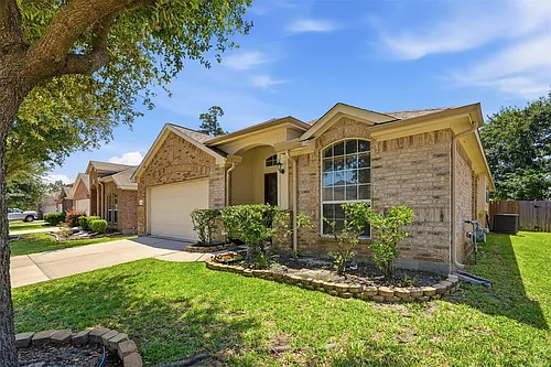 8022 Atwood Hills Ln Photo 1