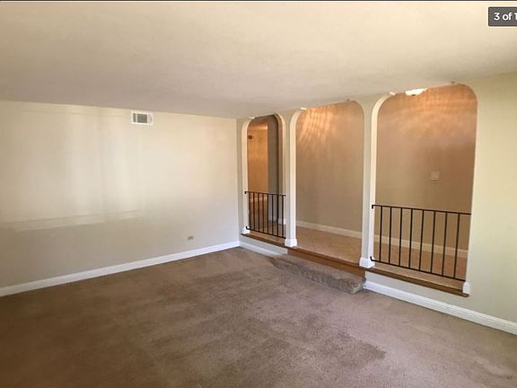 3rd image of 934 Eton Way #0