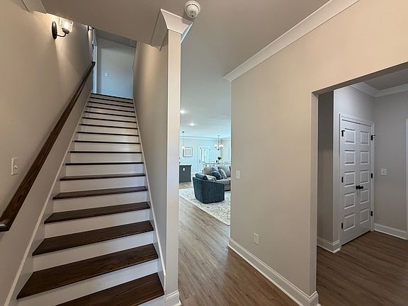 7th image of this home