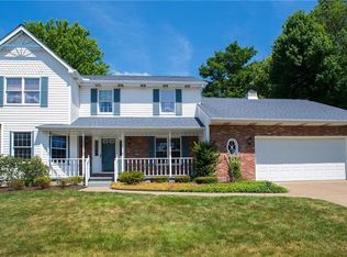 2418 Brooksboro Dr, Erie, PA 16510